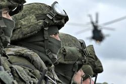 Sau loạt cáo buộc Ukraine 'khiêu khích', Belarus bất ngờ diễn tập chuyển từ thời bình sang thời chiến