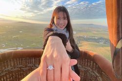 Loạt mỹ nhân Vbiz và những màn khoe nhẫn 'gây sốt', bất ngờ nhất là Diễm My 9X