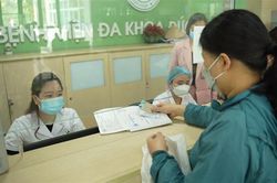 Từ 1-1-2023 bỏ sổ hộ khẩu, người dân sử dụng căn cước gắn chip để giao dịch hành chính