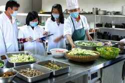 Tăng cường bảo đảm an ninh, an toàn thực phẩm trong tình hình mới