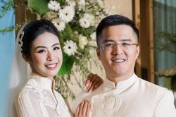 Vì sao đến giờ này vợ chồng Hoa hậu Ngọc Hân vẫn chưa hưởng tuần trăng mật?