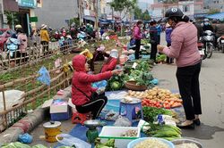 Phát triển chợ truyền thống trong xu thế mới