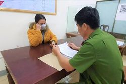 Một phụ nữ ở Đắk Lắk cho vay nặng lãi, yêu cầu con nợ sang tên giấy tờ nhà đất