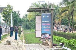 Đà Nẵng: Người đàn ông tử vong trong tư thế treo cổ ở trạm xe buýt