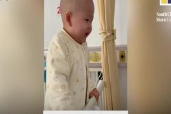 'Tan chảy' với hành động ấm áp này của bé trai mắc bệnh ung thư