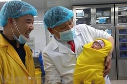 Những công dân đầu tiên chào đời vào năm 2023
