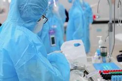 Sáng 1/1: Có 1.028 ca mắc mới COVID-19 trong 7 ngày, tiếp tục theo dõi chặt sự xuất hiện các biến thể mới