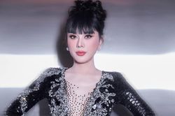 Vừa sang năm mới, Lâm Khánh Chi tiết lộ 'đã bay' 13 tỷ