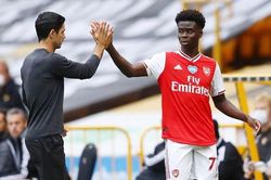 Arsenal 'câu giờ' nhằm tìm kiếm giải pháp tốt cho Saka, Saliba