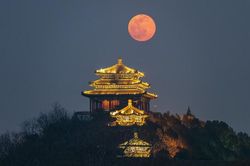 NASA lo Trung Quốc kiểm soát nơi giàu tài nguyên của Mặt trăng