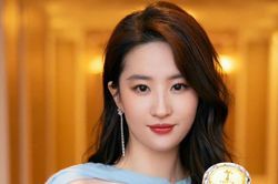 Lưu Diệc Phi có nhan sắc đúng chuẩn 'tình đầu quốc dân', xem bức hình từ 12 năm trước là rõ