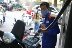 Giá xăng dầu tiếp tục đi lên