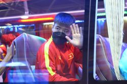 Tuyển Việt Nam được chào đón ở TP.HCM lúc nửa đêm