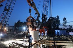 Bé trai 10 tuổi rơi xuống ống bê tông sâu 35m ở Đồng Tháp đã tử vong