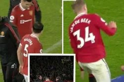 Van de Beek rời sân trong lần thứ 2 được đá chính tại Premier League