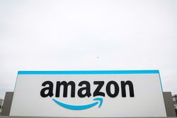 Amazon sa thải 18.000 nhân viên