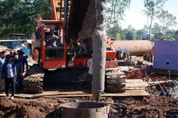 100 giờ cứu nạn bé Hạo Nam: 'Việc duy trì sự sống kết thúc, thay đổi biện pháp để đưa bé lên sớm nhất'