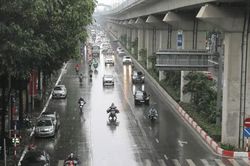 Thời tiết hôm nay (5/1): Thời tiết u ám bao trùm, cảnh báo hiện tượng cực đoan do mưa to kéo dài