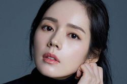 Son Ye Jin và loạt sao nữ không 'lui về hậu cung' sau khi kết hôn