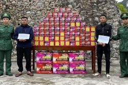BĐBP Lạng Sơn bắt giữ 2 đối tượng vận chuyển trái phép 181kg pháo