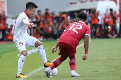 Tin nóng AFF Cup ngày 7/1: Tuyển Việt Nam tranh thủ tập hồi phục, Malaysia vs Thái Lan (19h30)