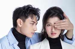 Cách nhau 14 tuổi, ca sĩ Isaac và á hậu Phương Nhi rất đẹp đôi