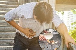 Một kiểu tiết kiệm khi ăn có thể khiến bạn bị nhiễm trùng huyết, viêm dạ dày