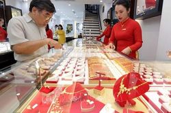 Giá vàng hôm nay (8/1): Vàng trong nước tiếp đà tăng