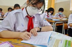Gần 140 đầu sách giáo khoa lớp 4, lớp 8 và 11 chương trình phổ thông mới được phê duyệt