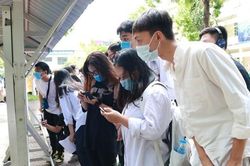 Học sinh lớp 10 ngóng phương án thi tốt nghiệp THPT theo chương trình mới