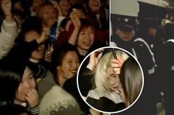 Không thể tưởng tượng được văn hóa hâm mộ K-pop thời kỳ đầu lại thế này