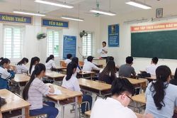 Tập trung triển khai dạy tốt chương trình mới ở lớp 4, 8 và 11