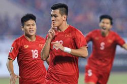 Tuyển Việt Nam thắng không kiêu