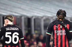 Milan mất điểm trước Roma: Những bài toán muôn thuở không lời giải