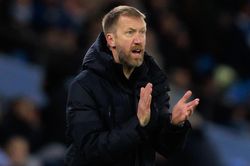 Chelsea thua đau ở Cúp FA: Potter hết phép ở Stamford Bridge