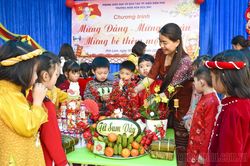 Trải nghiệm bổ ích ngày tết của bé