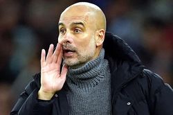 Guardiola có ý tưởng nực cười để đấu MU