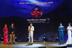Cúp Chiến thắng năm 2022: Kình ngư Huy Hoàng lập hattrick giải thưởng