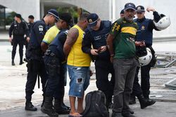 Tòa án Brazil phát lệnh bắt người đứng đầu lực lượng an ninh thủ đô
