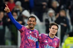 Nhận định bóng đá Napoli vs Juventus: Juve rút ngắn khoảng cách?