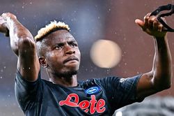Dự đoán tỷ số Napoli vs Juventus: Dễ hòa