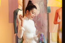 Hậu ồn ào với Bạch Công Khanh: Nam Em khuyên FC 'rũ bỏ' quá khứ, khẳng định sẽ không cưới 'người đó'