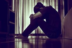 Đau đớn, tủi nhục vì chồng thường xuyên lăng mạ, chửi bới vì những điều hết sức nhỏ nhặt