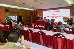 Tiếp tục thực hiện tốt nhiệm vụ chính trị, không ngừng nâng cao đời sống người lao động
