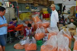 Giá tôm khô Cà Mau tăng mạnh, người làm tôm phấn khởi