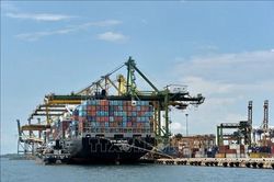 Kinh tế Singapore trước những thuận lợi và khó khăn trong năm 2023