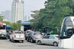 Cục Đăng kiểm Việt Nam xin mở lại các trung tâm đang đóng cửa