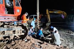 Công tác cứu hộ cháu bé 10 tuổi rơi xuống hố sâu 35m vẫn bế tắc?