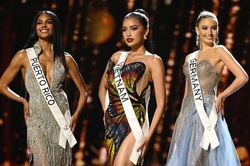 10 bộ váy dạ hội đẹp nhất bán kết Miss Universe: Ngọc Châu xứng đáng giật giải Best Evening Gown