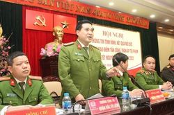 'Bà trùm' 25 tuổi và 105kg ma túy vận chuyển tại hầm chung cư